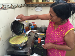 Hema Making Mangalorian Polikoddal